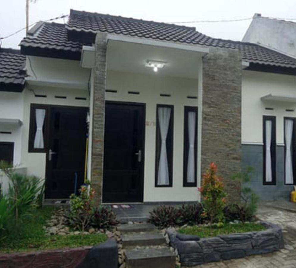 Villa Mutiara Panderman à Tlekung Extérieur photo