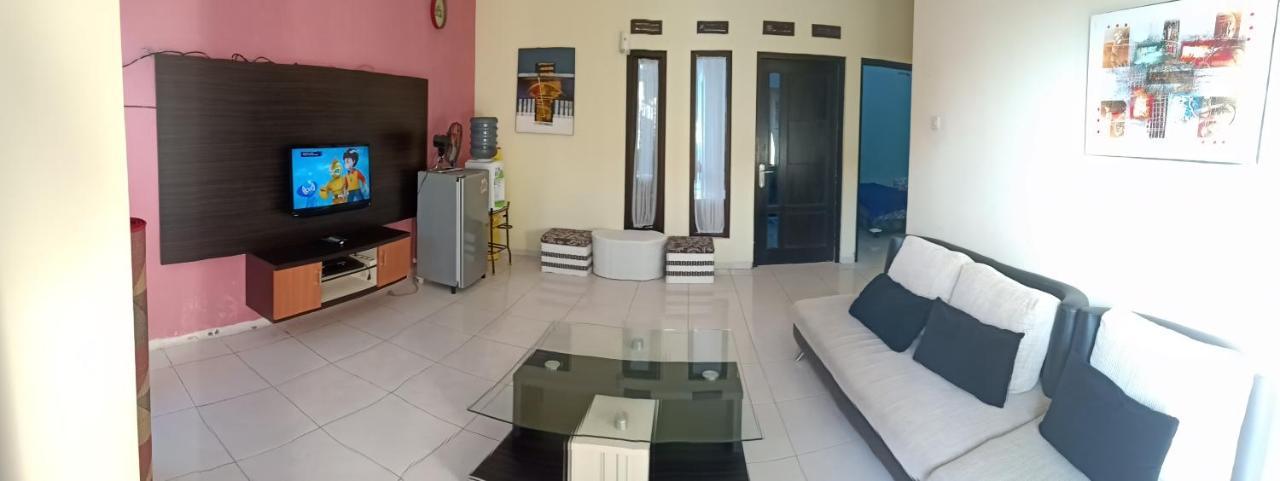 Villa Mutiara Panderman à Tlekung Extérieur photo